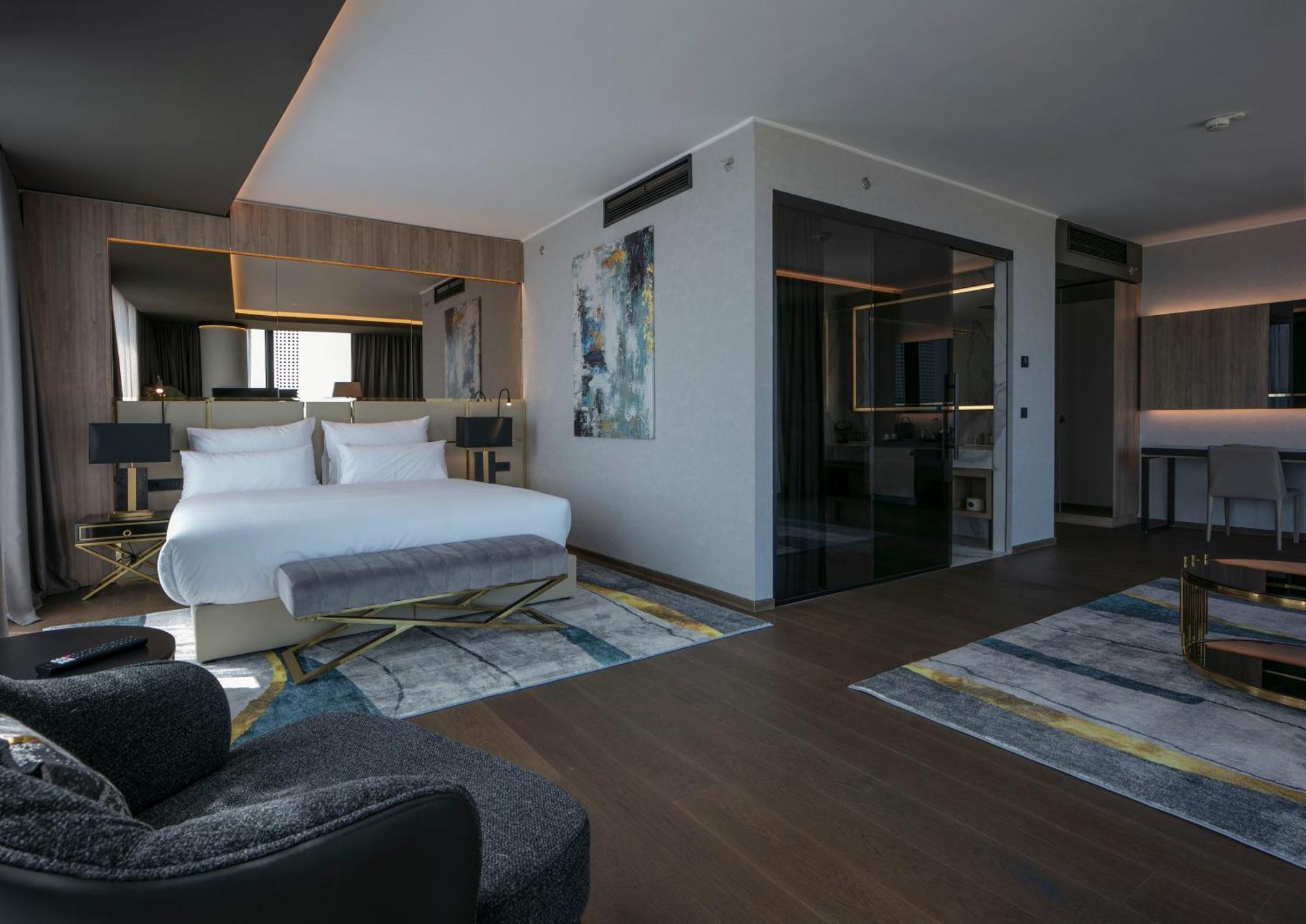 Grand Plaza Hotel & Congress Center Ljubljana Dış mekan fotoğraf